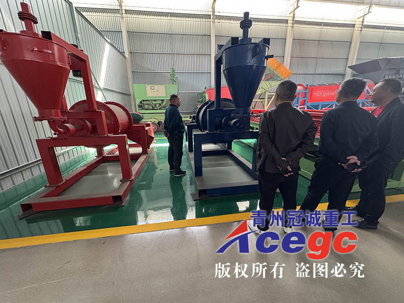 欧洲客户实地考察混汞机厂家